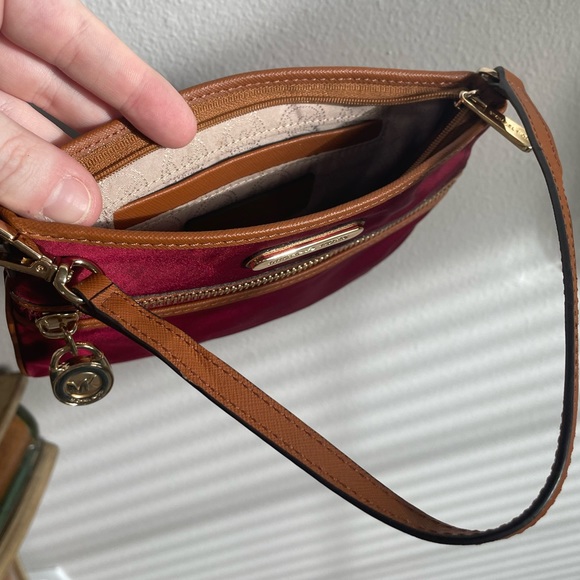 Michael Kors Kampton Maroon Nylon Wristlet - Picture 6 of 17